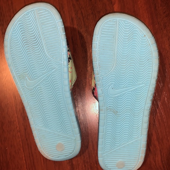 Nike slides - Picture 3 of 7